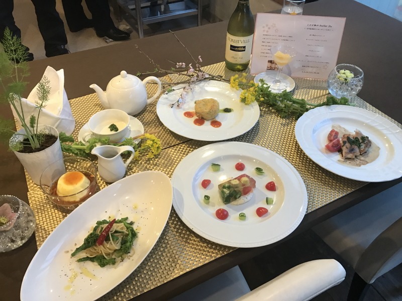 受講生の作品：菜の花を添えた春のフレンチのコース料理